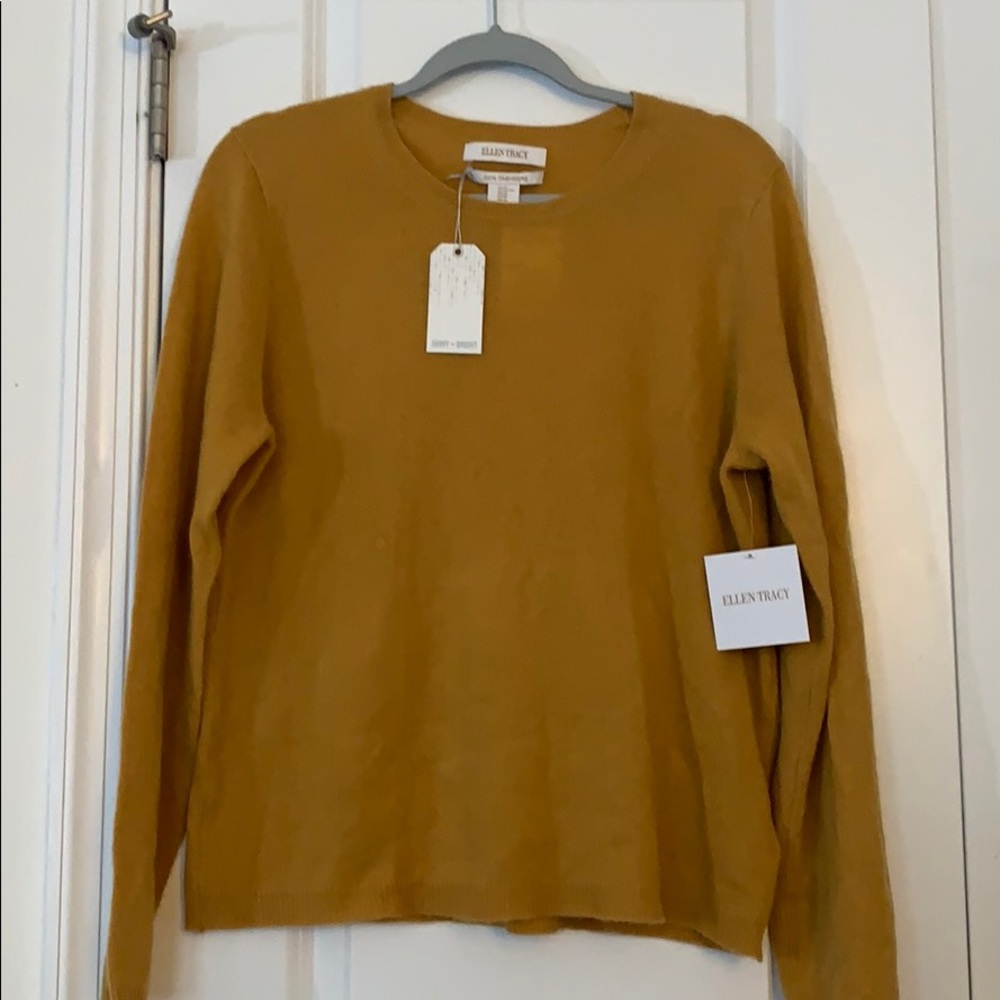 NWT 100% Cashmere Sweater